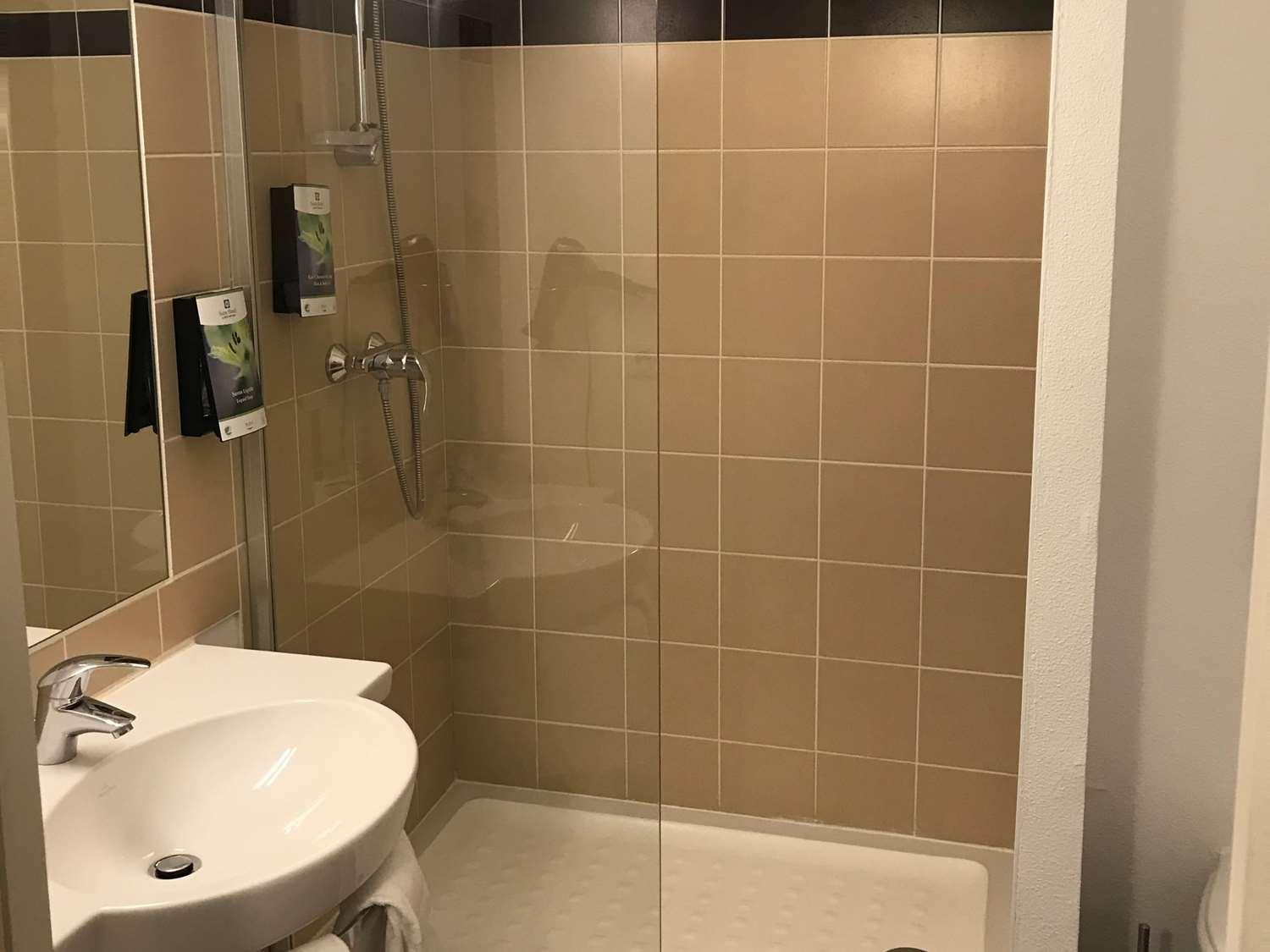 Sure Hotel By Best Western سانت أماند ليه أوكس المظهر الخارجي الصورة
